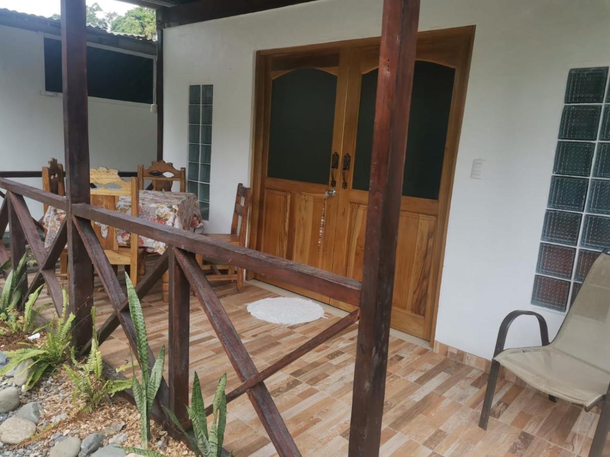 Hostal Cecilia Puerto Viejo de Talamanca Eksteriør billede