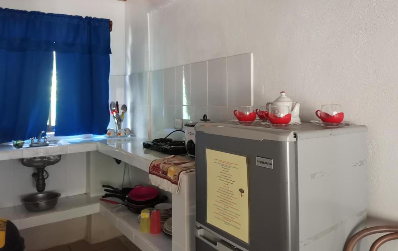 Hostal Cecilia Puerto Viejo de Talamanca Eksteriør billede