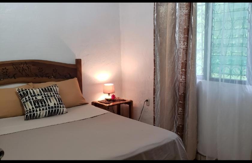 Hostal Cecilia Puerto Viejo de Talamanca Eksteriør billede
