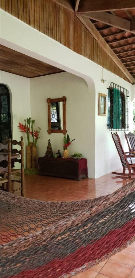 Hostal Cecilia Puerto Viejo de Talamanca Eksteriør billede